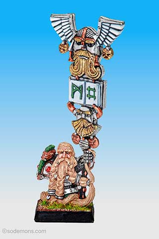 Dwarf Army Standard Bearer - 2000