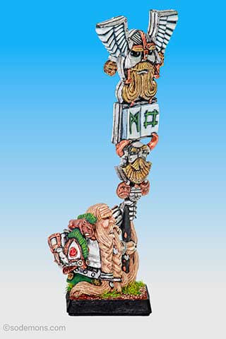 Dwarf Army Standard Bearer - 2000