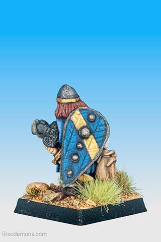 FTD2 Dwarf with Light Crossbow and Sword