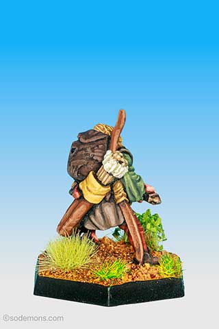 FTF24 Unarmoured Fighter with Sword and Bow