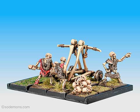 Skull Chucker with Crew