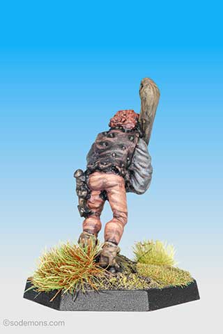 C04 Thief with large club