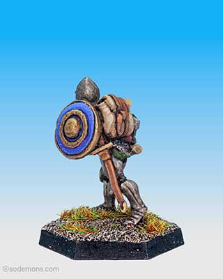 FTF20 Female Fighter in Plate Armour with Axe